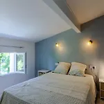 Maison En Bord De Riviere *