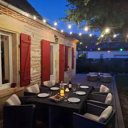 Ferienhaus Maison En Bord De Riviere Saint-Avit-Saint-Nazaire