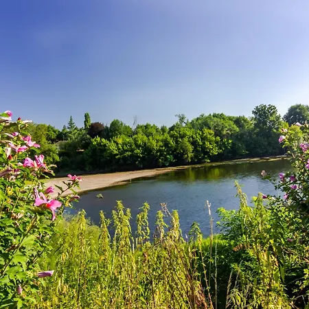 Maison En Bord De Riviere *