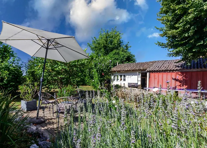 Ferienhaus Maison En Bord De Riviere Saint-Avit-Saint-Nazaire